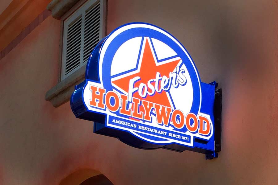 Rótulo saliente luminoso Foster's Hollywood